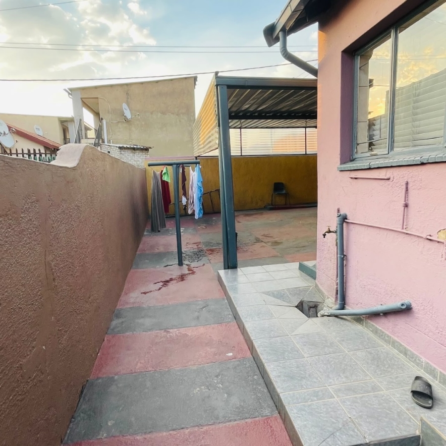 3 Bedroom Property for Sale in Allandale Gauteng