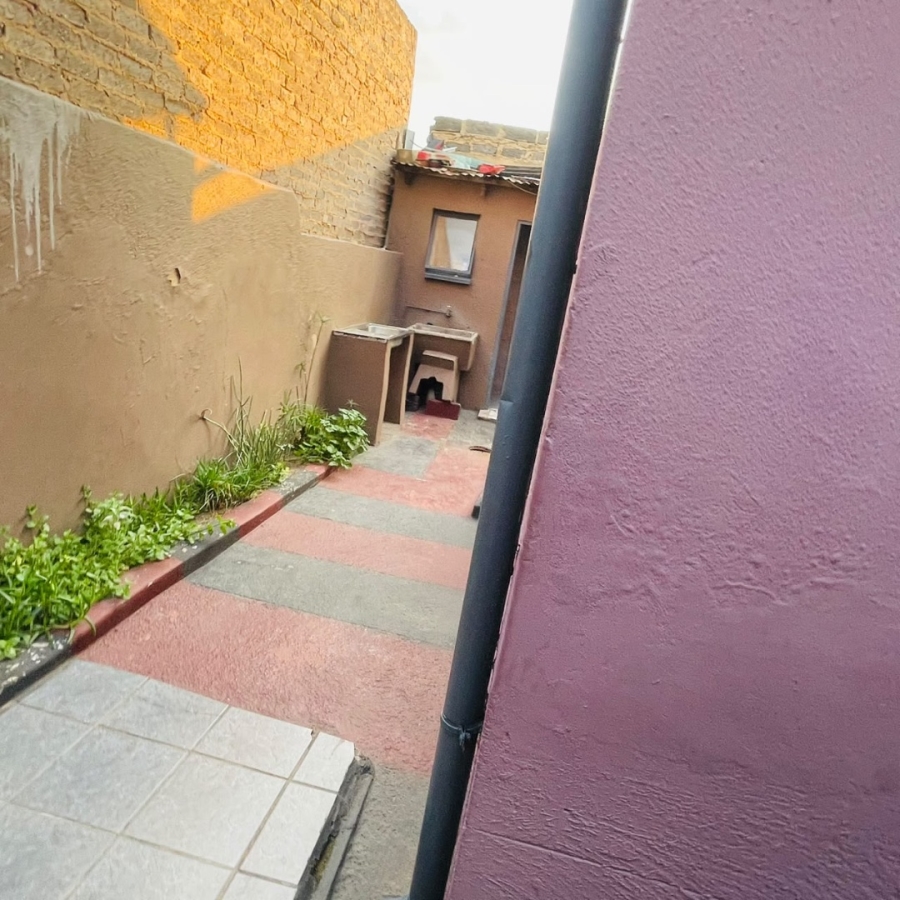 3 Bedroom Property for Sale in Allandale Gauteng