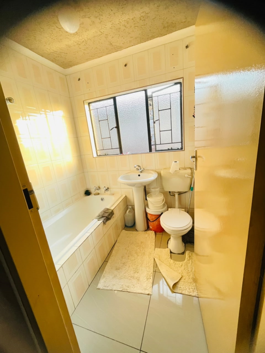 3 Bedroom Property for Sale in Allandale Gauteng