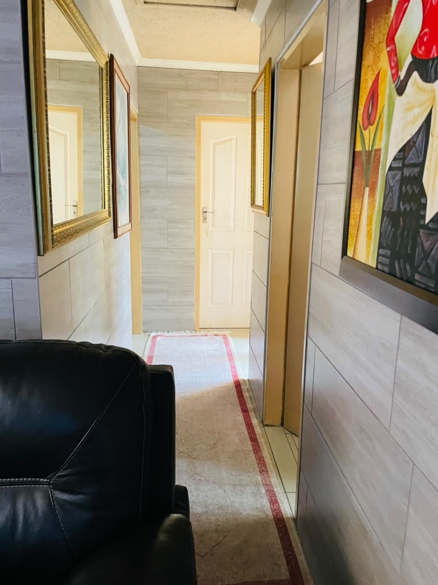 3 Bedroom Property for Sale in Allandale Gauteng