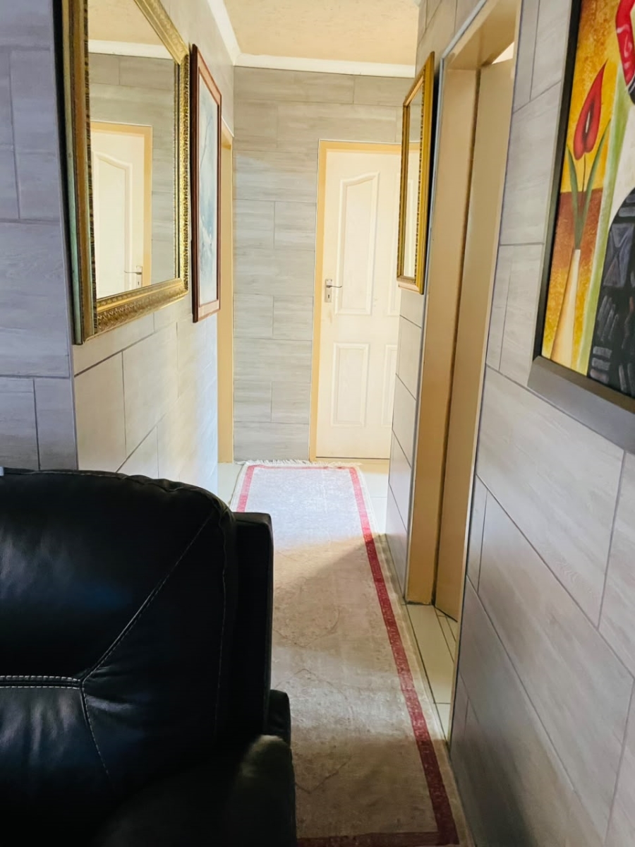 3 Bedroom Property for Sale in Allandale Gauteng