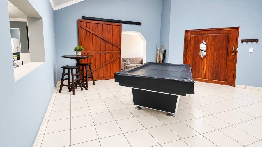 4 Bedroom Property for Sale in Rooihuiskraal North Gauteng