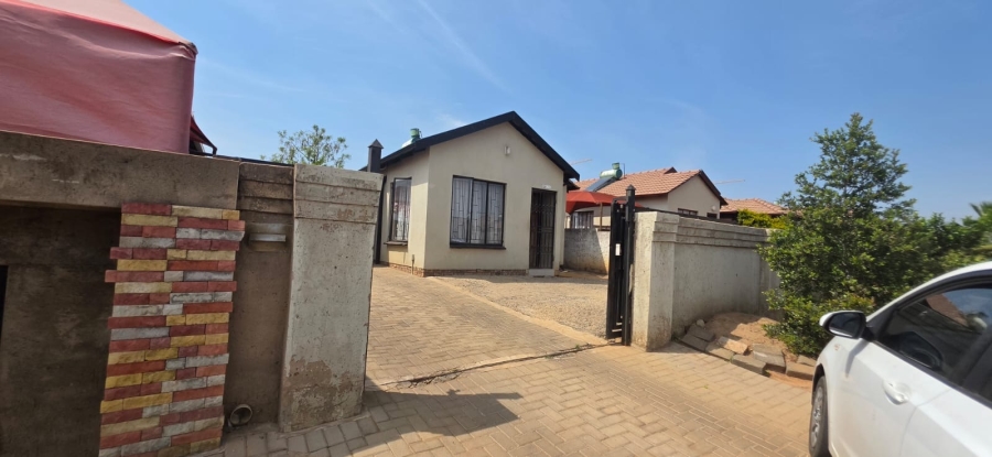 3 Bedroom Property for Sale in Soshanguve VV Gauteng