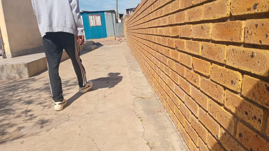 2 Bedroom Property for Sale in Daveyton Gauteng