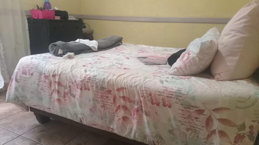 2 Bedroom Property for Sale in Daveyton Gauteng
