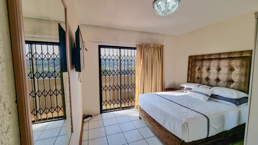 4 Bedroom Property for Sale in Bassonia Gauteng