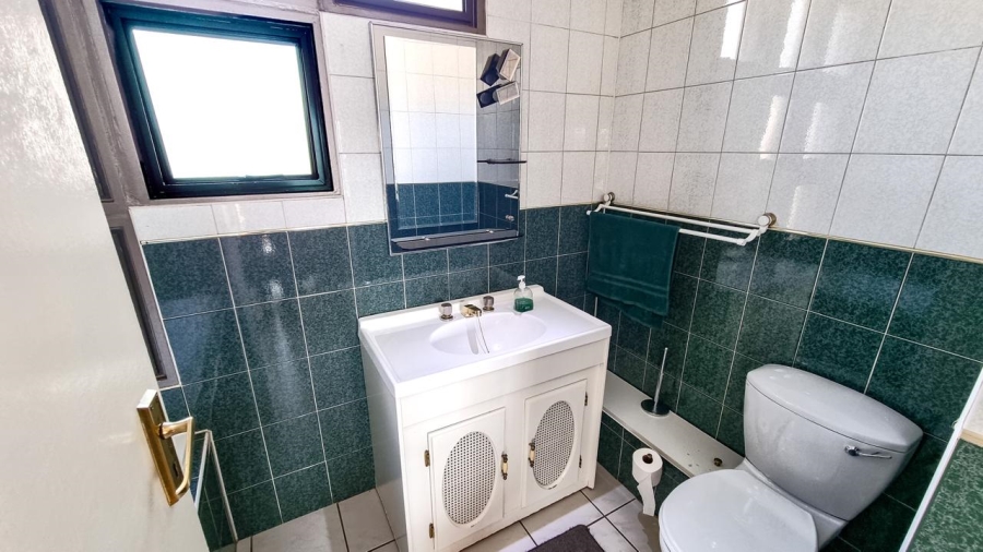 4 Bedroom Property for Sale in Bassonia Gauteng