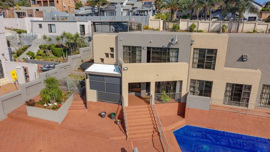 4 Bedroom Property for Sale in Bassonia Gauteng