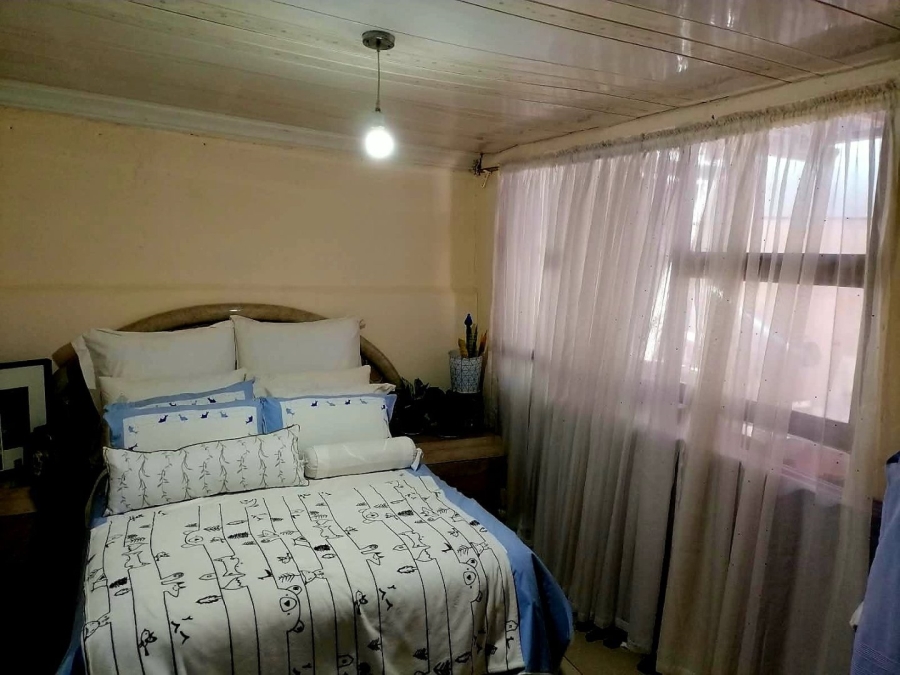 1 Bedroom Property for Sale in Protea Glen Gauteng