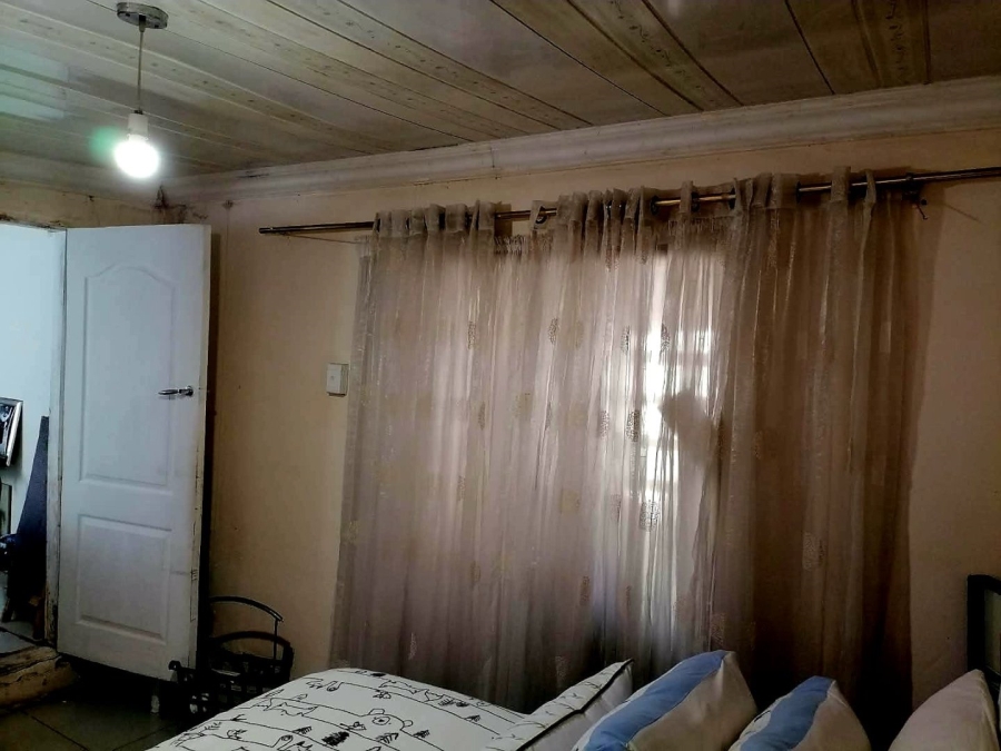 1 Bedroom Property for Sale in Protea Glen Gauteng