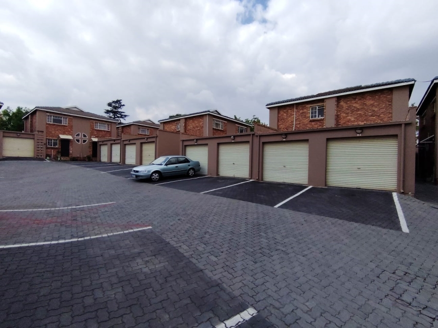 2 Bedroom Property for Sale in Farrar Park Gauteng