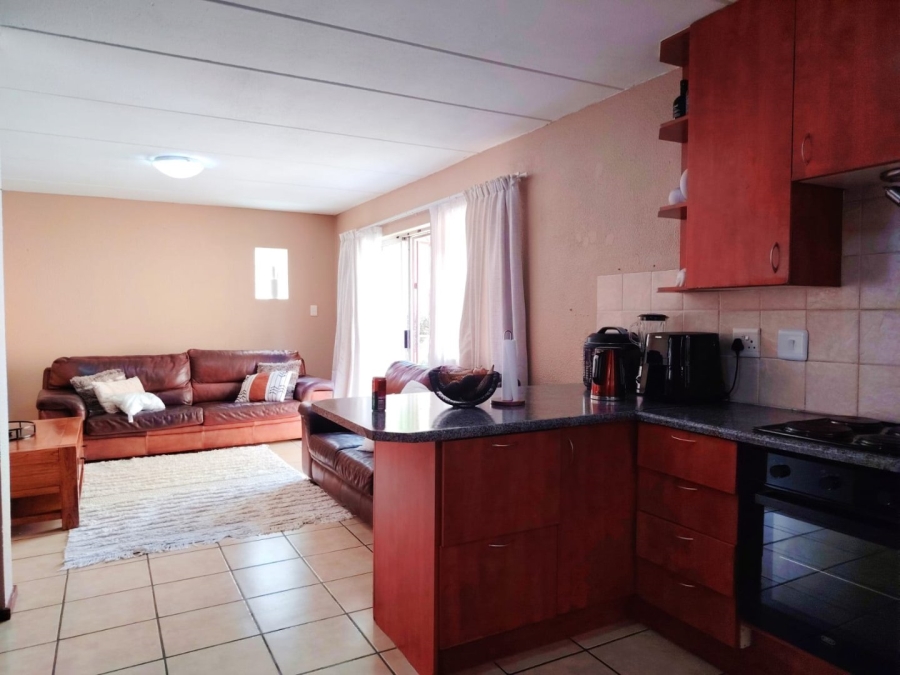 2 Bedroom Property for Sale in Farrar Park Gauteng