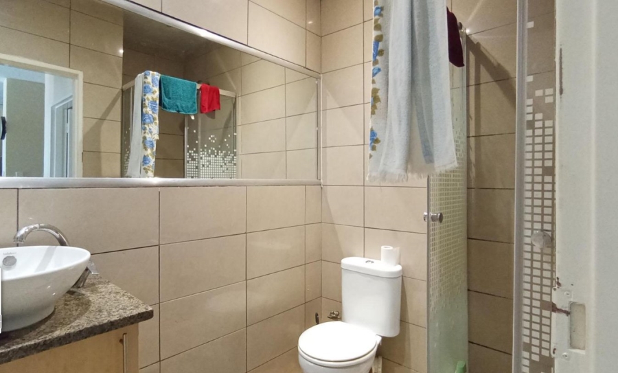 2 Bedroom Property for Sale in Amberfield Gauteng