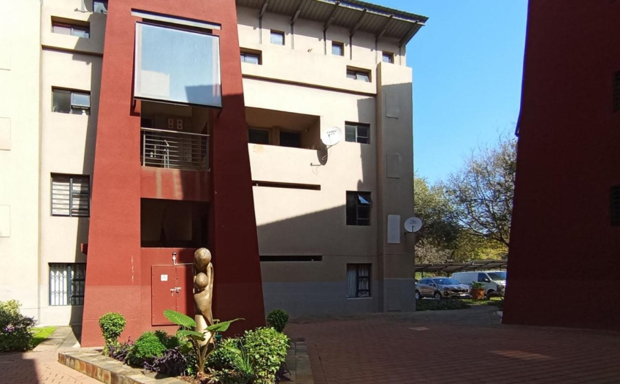 2 Bedroom Property for Sale in Amberfield Gauteng
