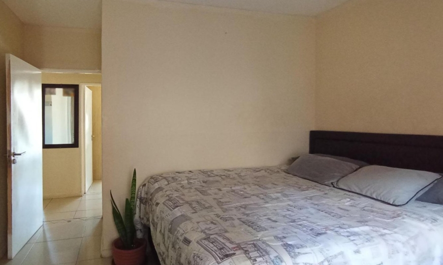 2 Bedroom Property for Sale in Amberfield Gauteng