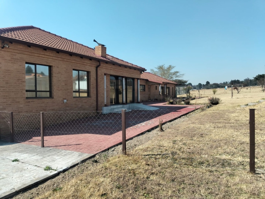 Commercial Property for Sale in Monavoni A H Gauteng