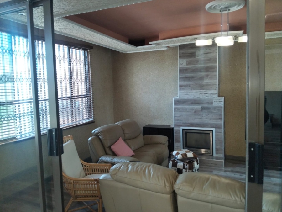 Commercial Property for Sale in Monavoni A H Gauteng