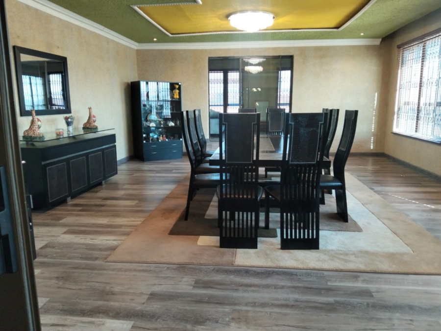 Commercial Property for Sale in Monavoni A H Gauteng
