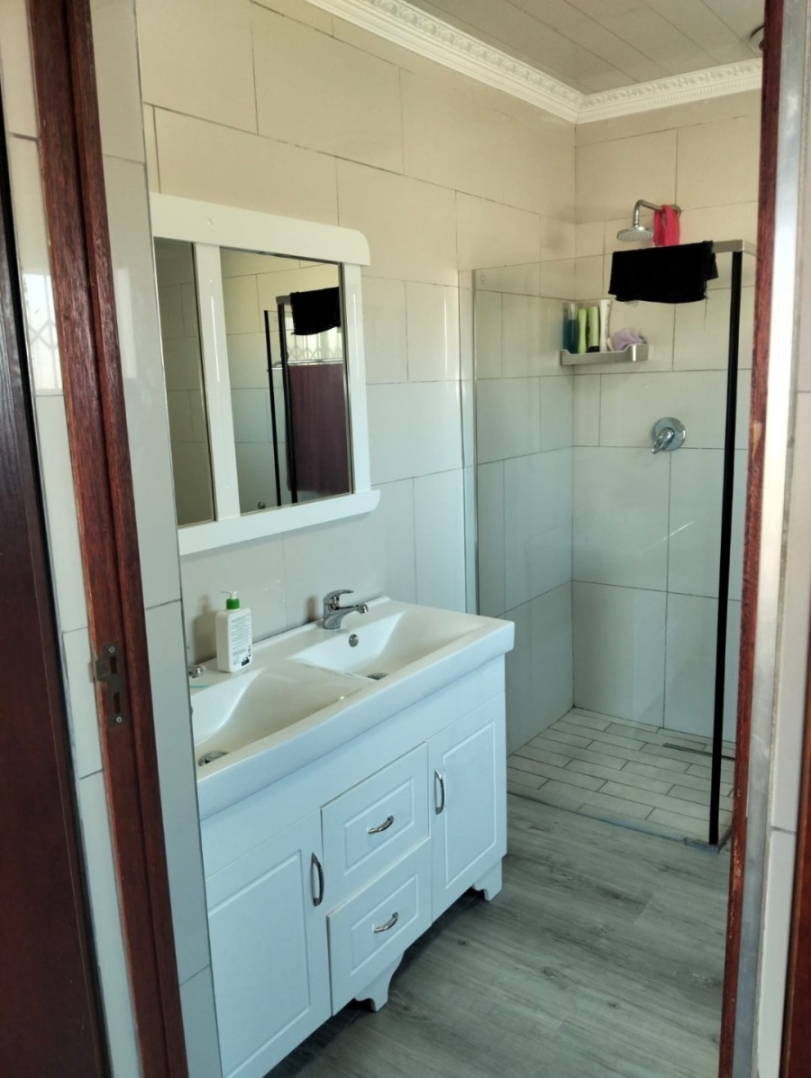 Commercial Property for Sale in Monavoni A H Gauteng