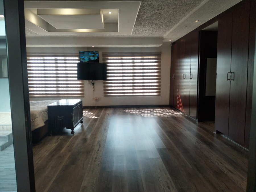Commercial Property for Sale in Monavoni A H Gauteng
