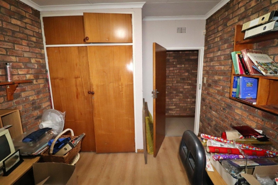 4 Bedroom Property for Sale in Primrose Gauteng