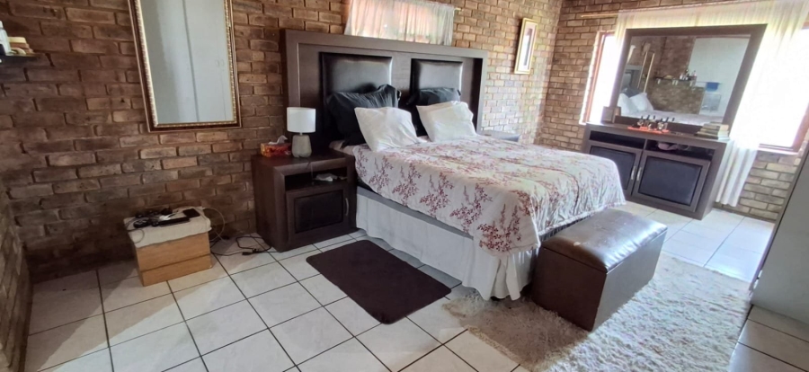 4 Bedroom Property for Sale in Daspoort Gauteng