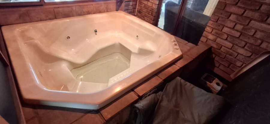 4 Bedroom Property for Sale in Daspoort Gauteng