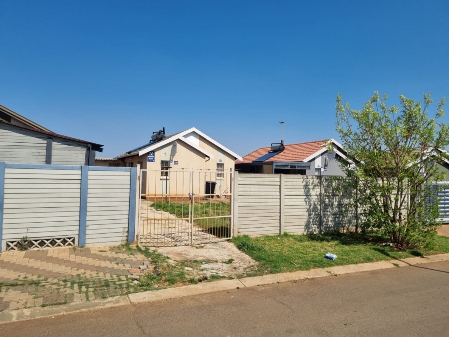 2 Bedroom Property for Sale in Sky City Gauteng