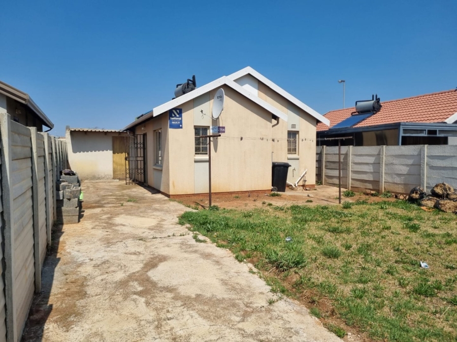 2 Bedroom Property for Sale in Sky City Gauteng