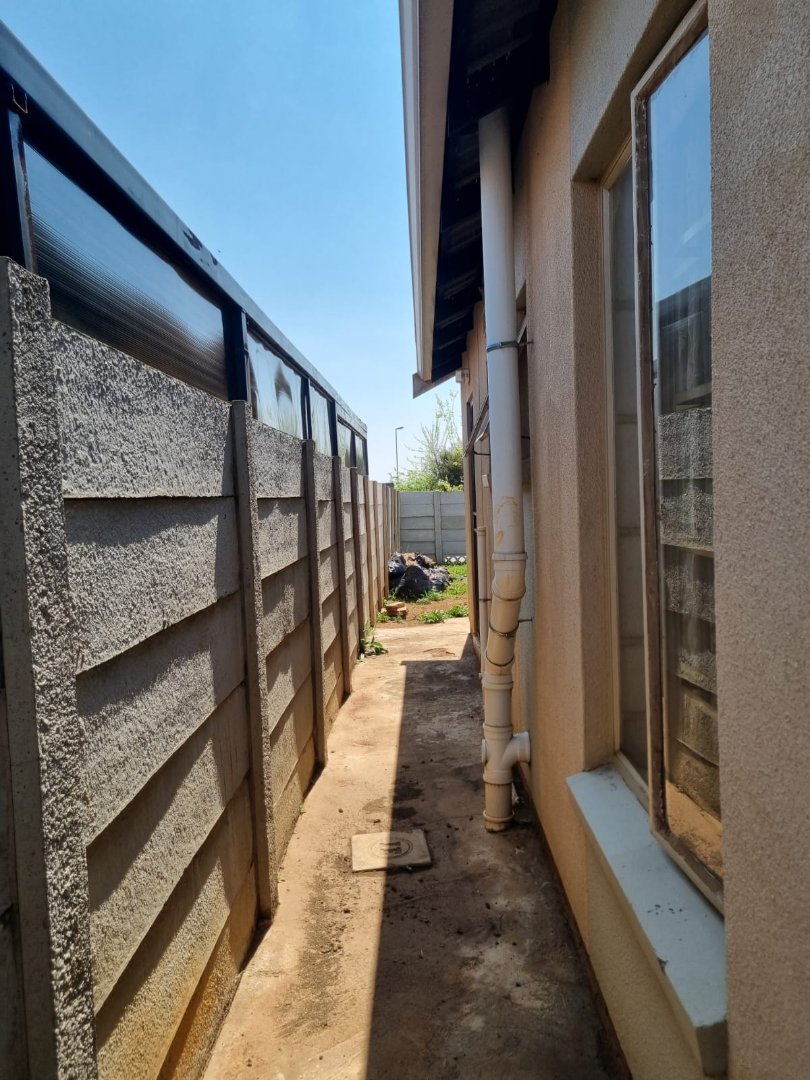 2 Bedroom Property for Sale in Sky City Gauteng
