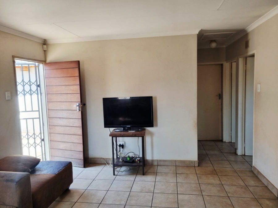 2 Bedroom Property for Sale in Sky City Gauteng