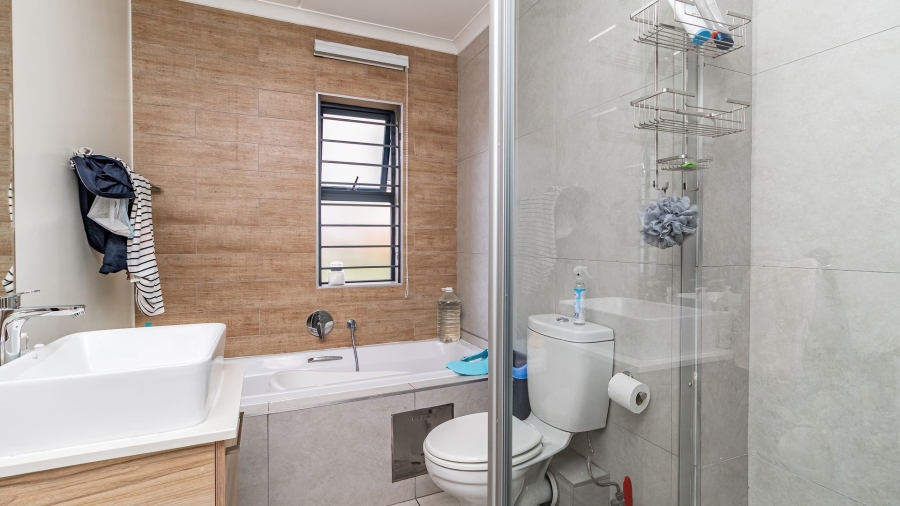 3 Bedroom Property for Sale in Modderfontein Gauteng
