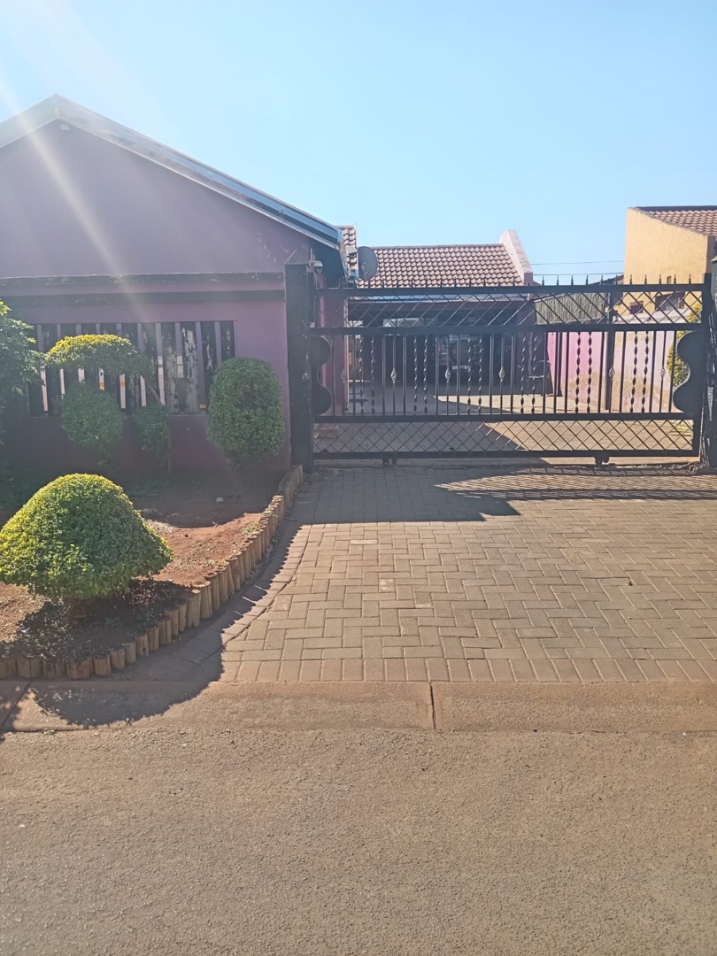  Bedroom Property for Sale in Ga-rankuwa Unit 17 Gauteng