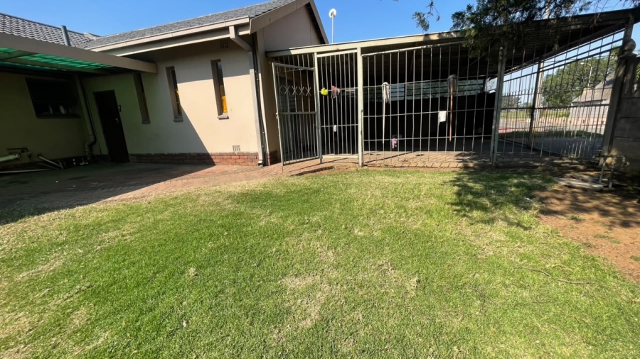 9 Bedroom Property for Sale in Vanderbijlpark CE 5 Gauteng