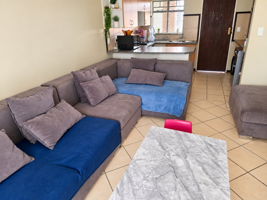 To Let 2 Bedroom Property for Rent in Karenpark Gauteng