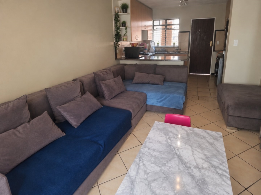To Let 2 Bedroom Property for Rent in Karenpark Gauteng