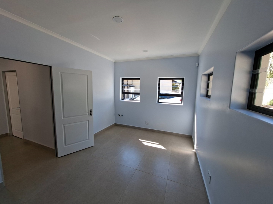 To Let Commercial Property for Rent in Alphen Park Gauteng