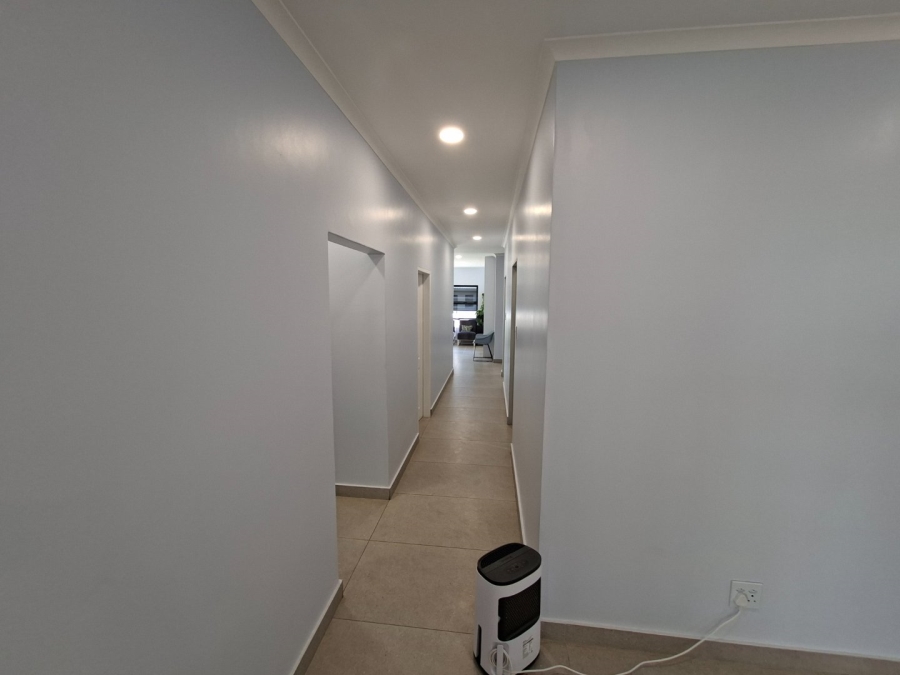 To Let Commercial Property for Rent in Alphen Park Gauteng