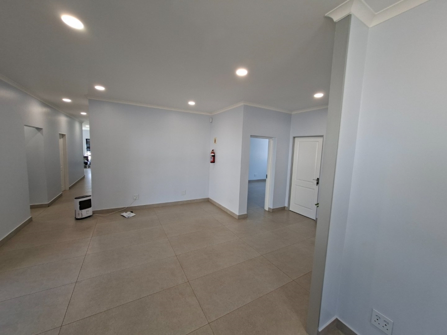 To Let Commercial Property for Rent in Alphen Park Gauteng