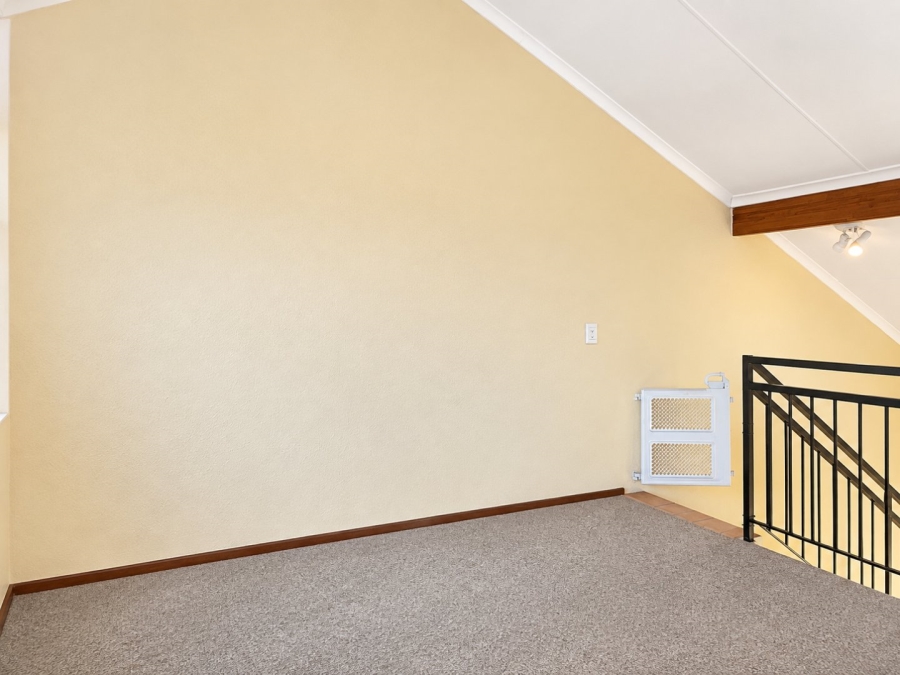 To Let 2 Bedroom Property for Rent in Halfway Gardens Gauteng