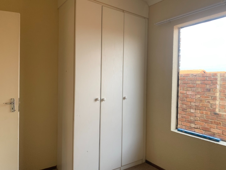 To Let 2 Bedroom Property for Rent in Halfway Gardens Gauteng