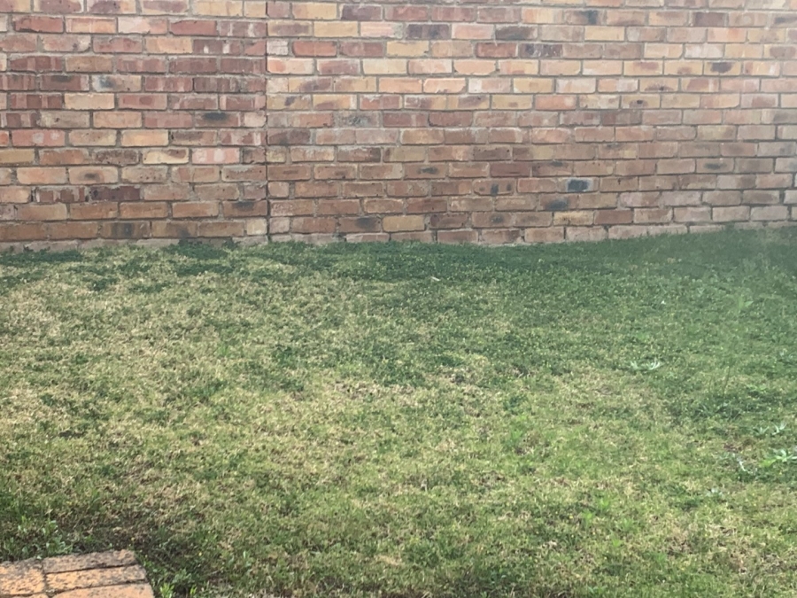 To Let 2 Bedroom Property for Rent in Halfway Gardens Gauteng
