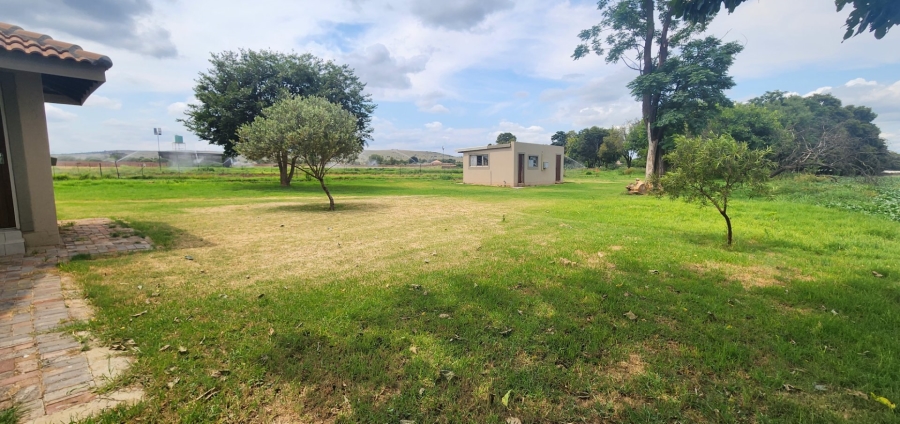 To Let 2 Bedroom Property for Rent in Gerhardsville Gauteng