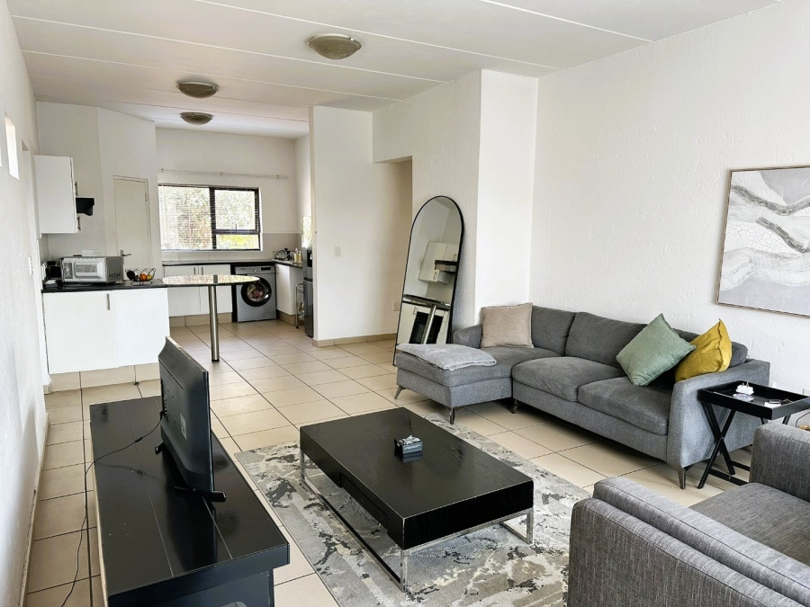 To Let 2 Bedroom Property for Rent in Sonneglans Gauteng