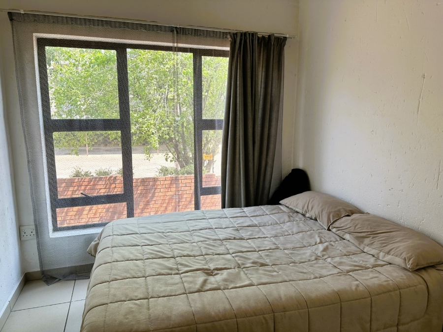 To Let 2 Bedroom Property for Rent in Sonneglans Gauteng