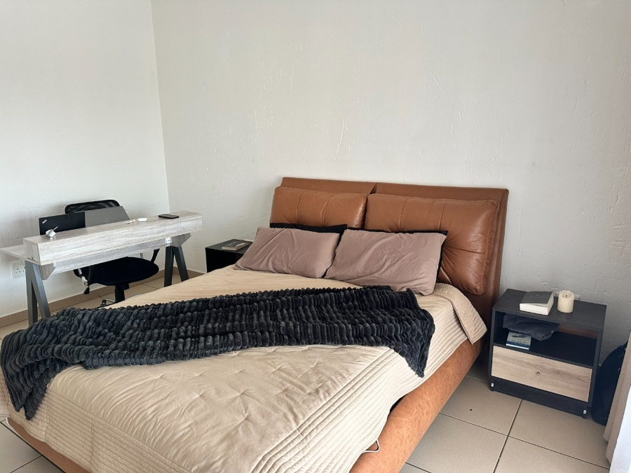 To Let 2 Bedroom Property for Rent in Sonneglans Gauteng
