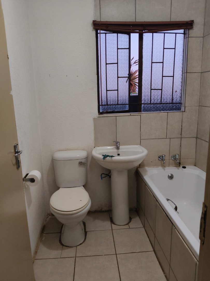 To Let 2 Bedroom Property for Rent in Soshanguve VV Gauteng