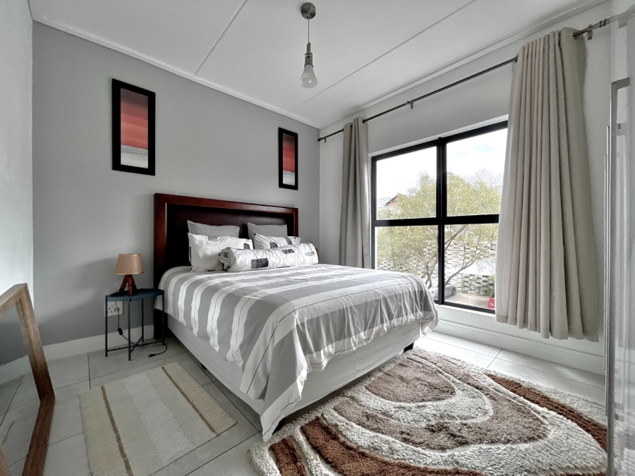 To Let 3 Bedroom Property for Rent in Waterfall Gauteng