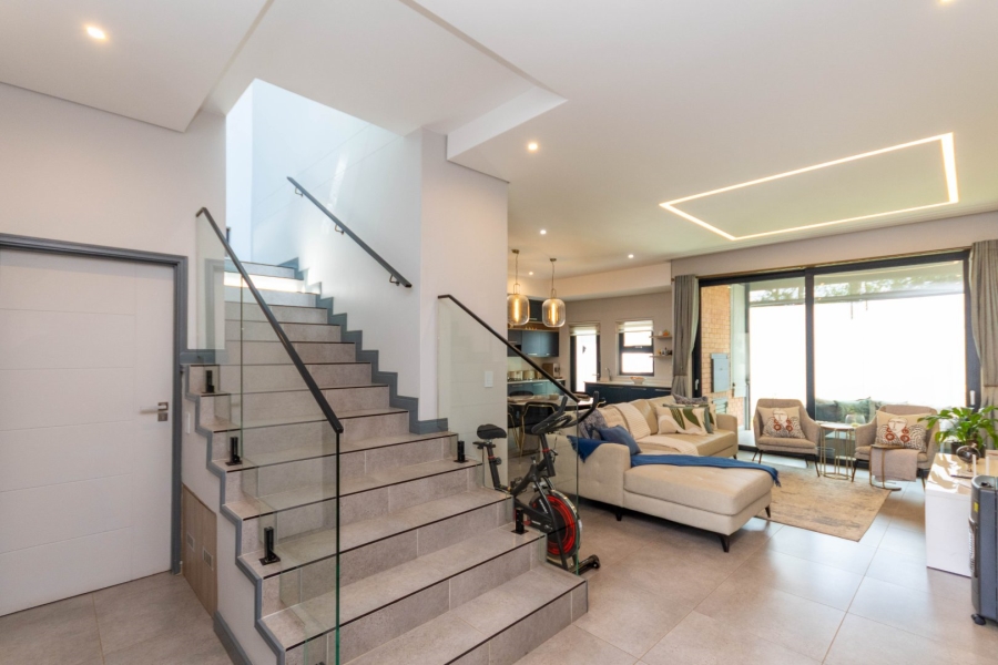 To Let 3 Bedroom Property for Rent in Bryanston Gauteng