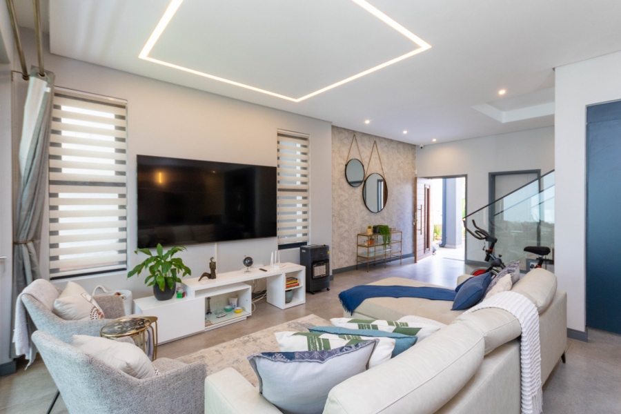 To Let 3 Bedroom Property for Rent in Bryanston Gauteng